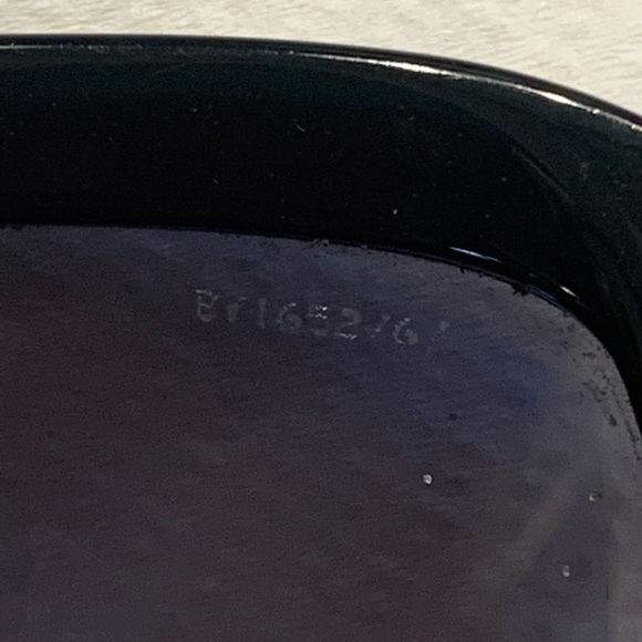 IOB EUC BURBERRY Black Sunglasses w/ Case & Cloth - Picture 13 of 15